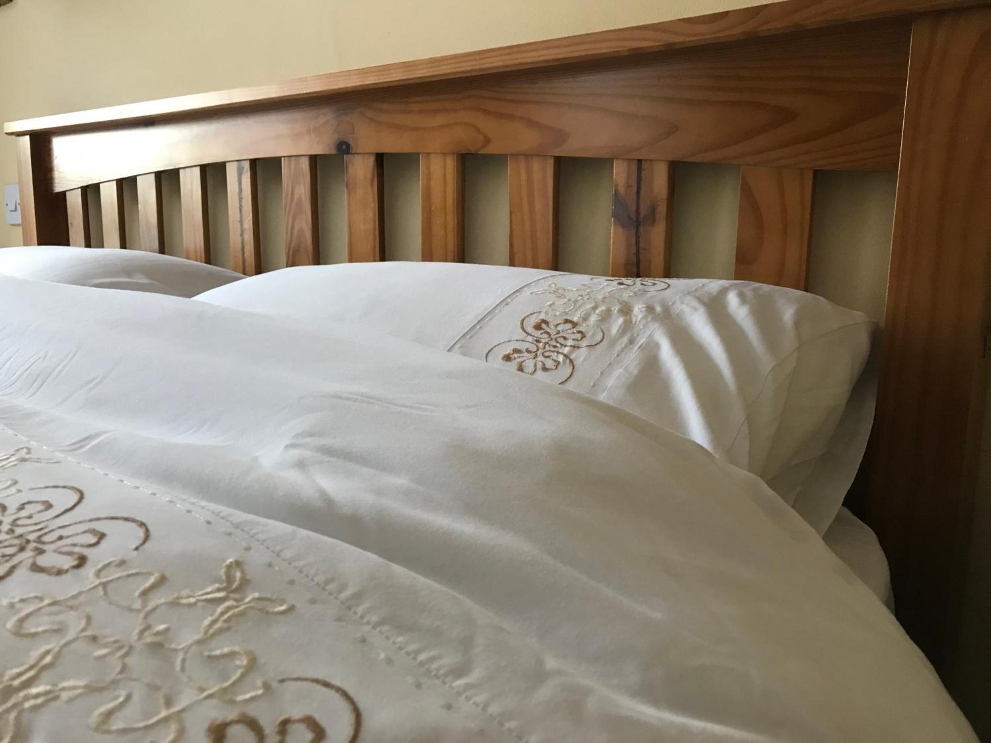 Ashes Seafood Restaurant Accommodation Дингл Экстерьер фото